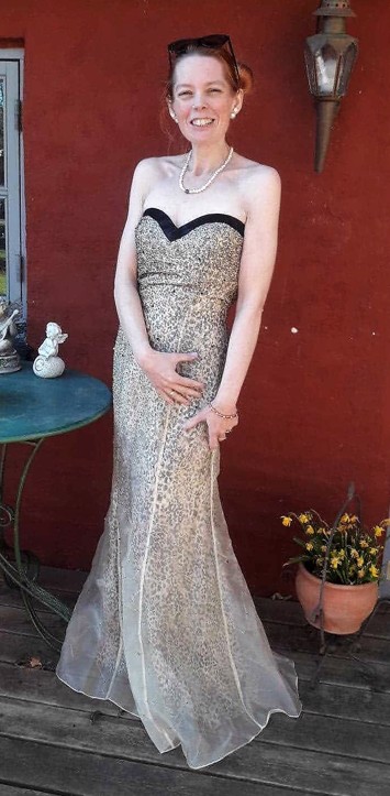 Lang gallakjole - Rositta i vinrød - unika