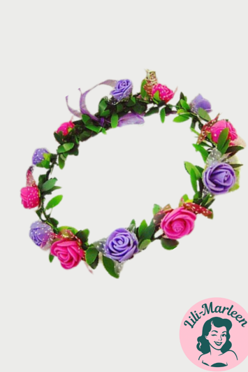 Blomsterkrans med roser, pink og lilla 