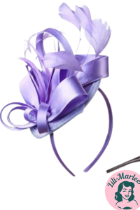 Betager på hårbøjle, lys lilla