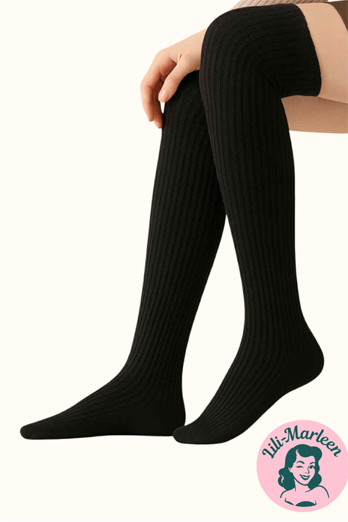 Knæsokker – Sort Ribstrik – Enkle, varme og stilrene vinterfavoritter