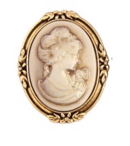 Broche - vintage frue i gylden ramme