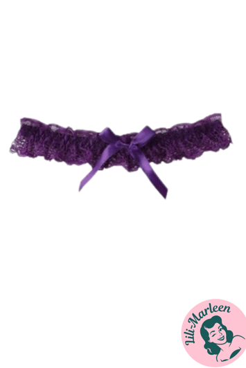 Strømpebånd, Sødt strømpebånd, lilla med blonde og silkebånd