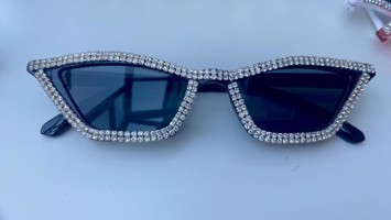 Cateye solbriller med sten, sort