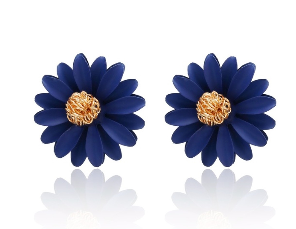 Ørestikker - store blomster, navyblå - vi elsker at føle os feminine
