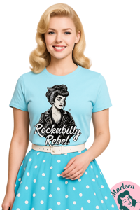 Rockabilly Rebel – Himmelblå T-shirt med Retro Print