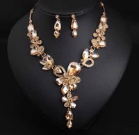 Smykkesæt; Liney, guld