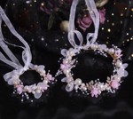 Blomsterkrans og corsage med perler, sten, blomster, hvid/lyserød/guld