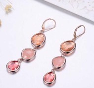 Øreringe - hængeøreringe med sten, lyserøde/peach nuancer  