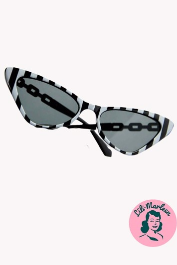 Miss Beetlejuice – Stribet Cat Eye Solbrille med Attitude