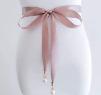 Satinbælte med perler, gammelrosa