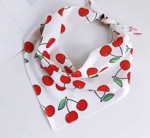 Satin head/neck scarf, hvid med kirsebær